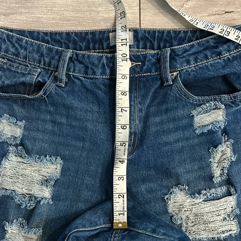 Special A Distressed Denim DAD Jeans size 9